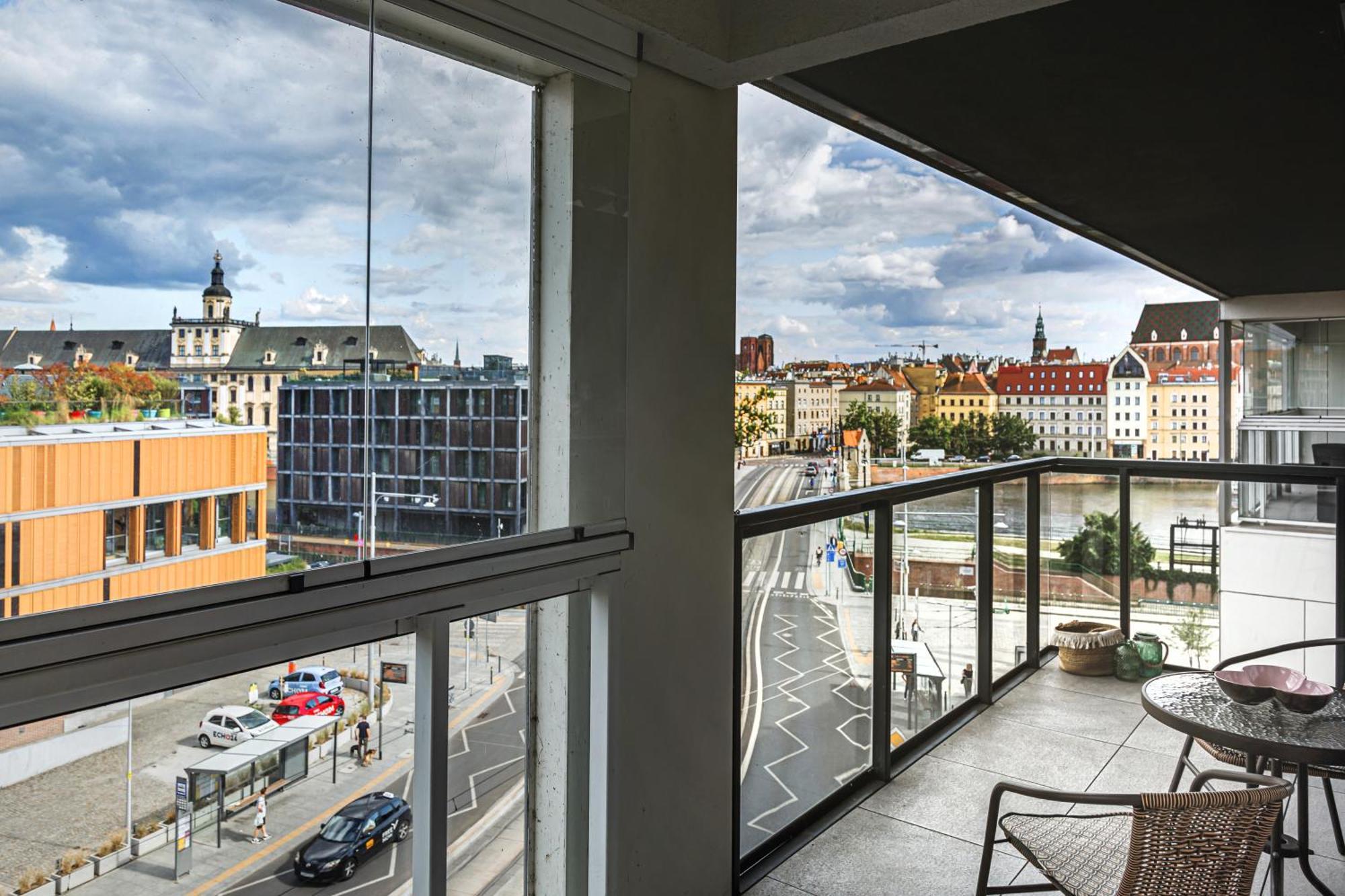 Luksusowy Apartament Z Parkingiem I Klimatyzacja W Samym Centrum Wroclawia Buitenkant foto