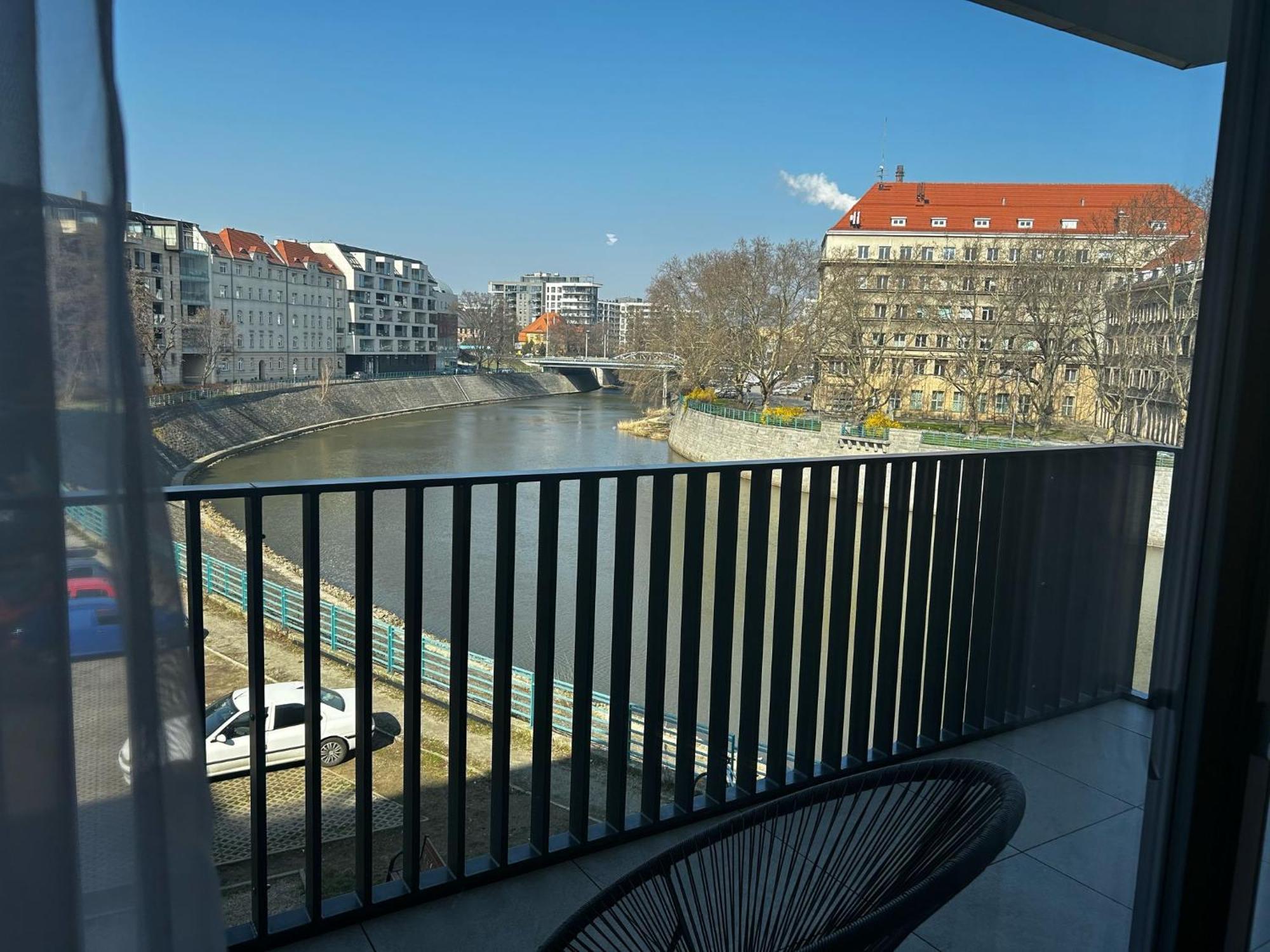 Luksusowy Apartament Z Parkingiem I Klimatyzacja W Samym Centrum Wroclawia Buitenkant foto